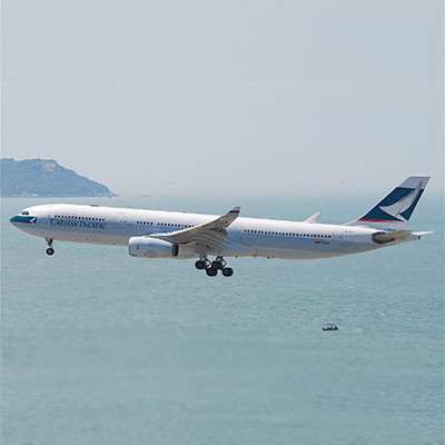 Cathay-Pacific-Airbus-A3300wiki-400