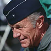 Gen-Chuck-Yeager