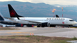 Air-Canada-Boeing737MAX-wiki-Commons-250