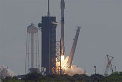 Falcon9-Launch-24July2022-YTframegrab-250-1