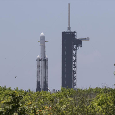 SpaceX-Falcon-Heavy-LP39A-NASA-thumbnail