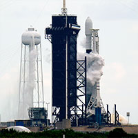 SpaceX-Falcon9-60StarlinkSats-Launchpad-28Sept2020-AP-Purchased-200