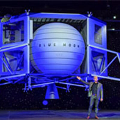 Blue Origin Team Delivers Mockup of Lunar Lander to NASA