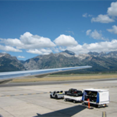 Jackson Hole Airport Board Wins 2021 Jay Hollingsworth Speas Airport Award