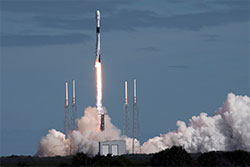 SpaceX Launches New Round of Starlink Satellites from Florida SpaceX Launches New Round of Starlink Satellites from Florida