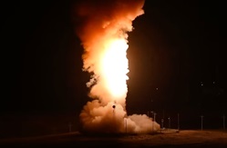 US Air Force Carries Out Dramatic Nighttime Minuteman III Test