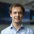 Dr. Nando van Arnhem