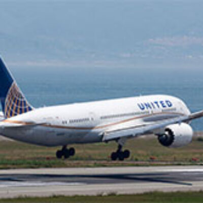 United Reaches Deal with Boeing for Up to 200 787 Dreamliners