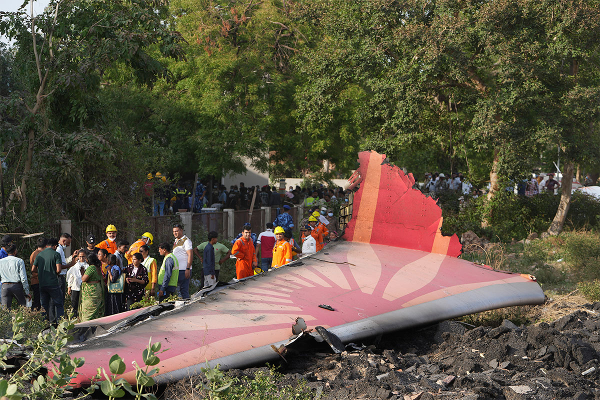 Air India Boeing 787-8 Crashes Shortly After Takeoff in First 787 Fatal Accident Air India Boeing 787-8 Crashes Shortly After Takeoff in First 787 Fatal Accident