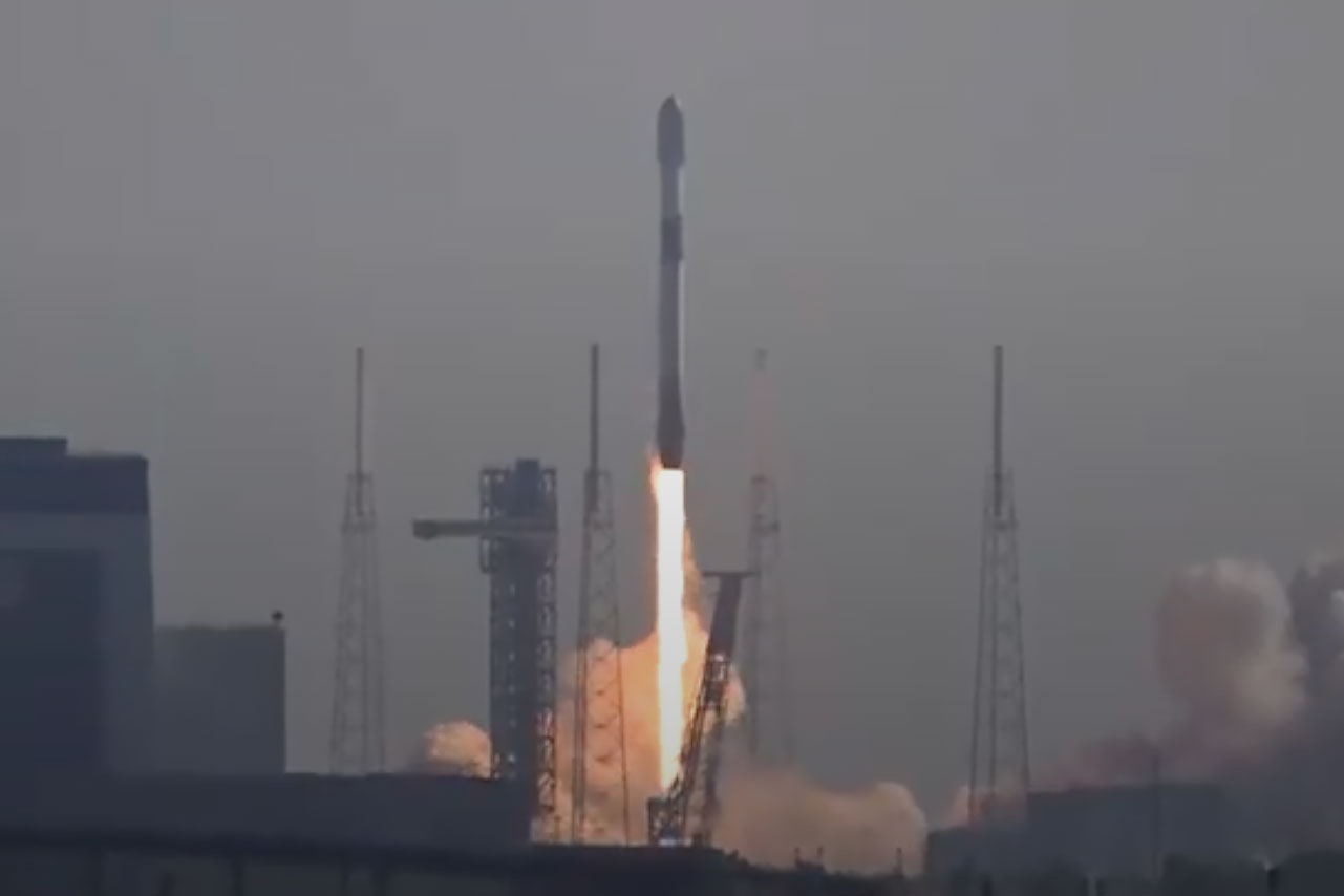SpaceX Falcon 9 Launches 23 Starlink Satellites from Florida SpaceX Falcon 9 Launches 23 Starlink Satellites from Florida