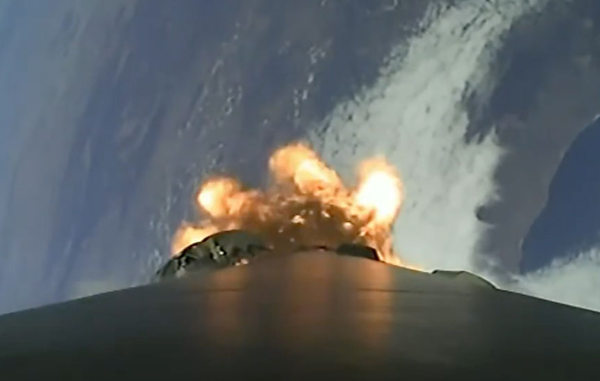 SpaceX Falcon 9 Launches 19 Starlink Satellites from California