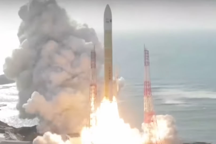Japan’s New HTV-X Cargo Spacecraft Launches to ISS for 1st Time
