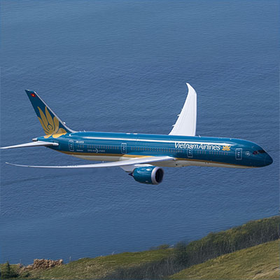 Boeing Lands Historic 737 MAX Order from Vietnam Airlines