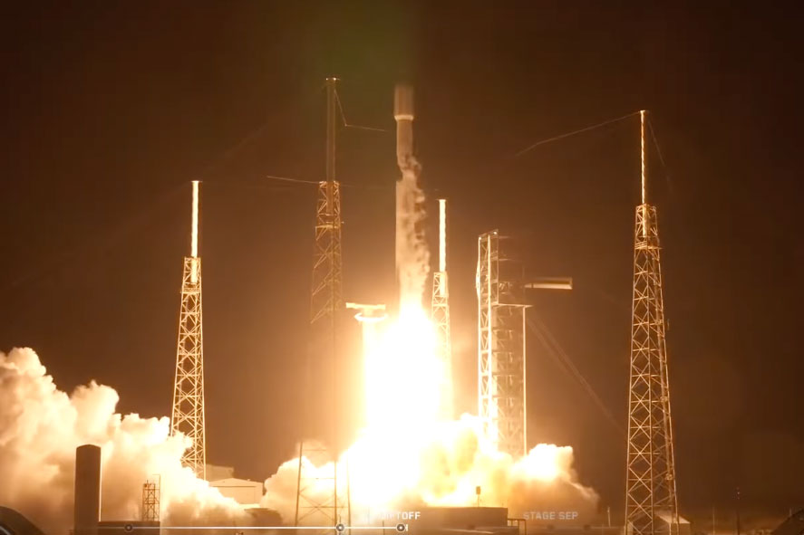 SpaceX Marks Second Bahamas Landing After Starlink Mission