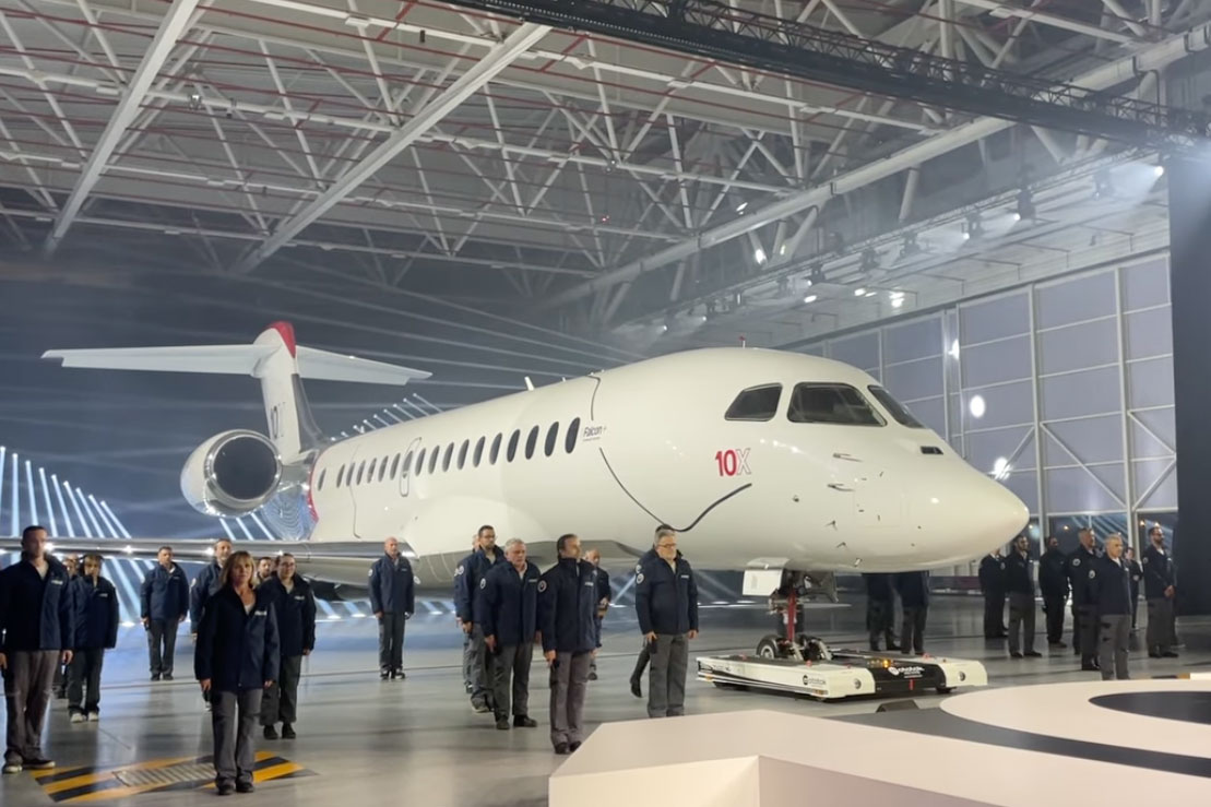 Dassault Unveils Falcon 10X as First Flight Nears