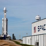 SpaceX Plans Falcon Heavy Return Featuring Side Booster Landings