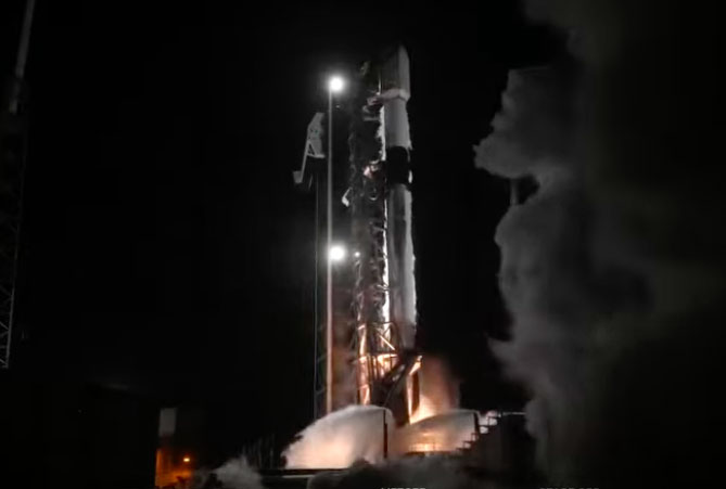 SpaceX Launches Two Starlink Missions 19 Hours Apart