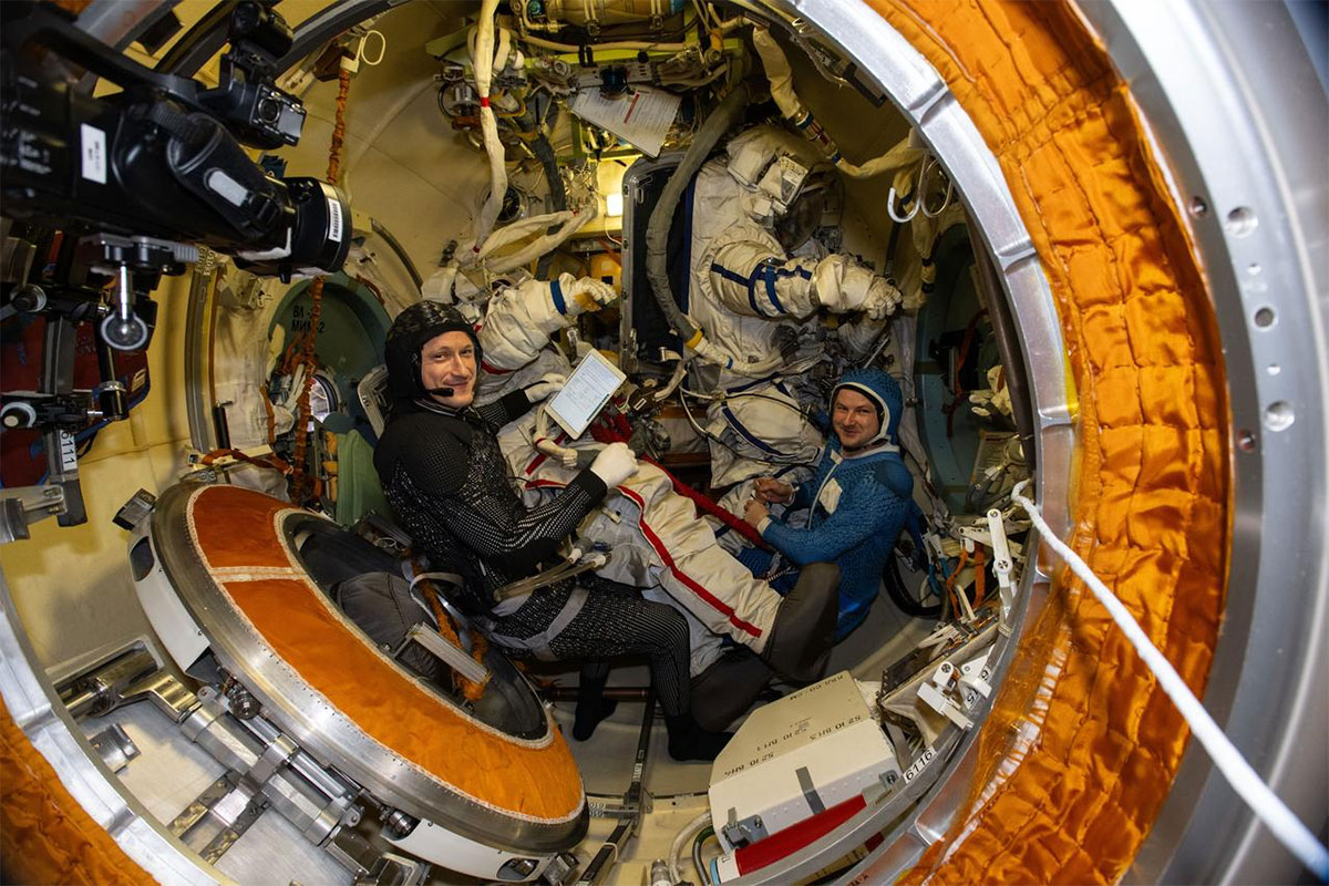 Russian Cosmonauts Install Solar Telescope During ISS Spacewalk
