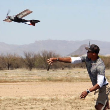 NFL Veteran Joshua Dobbs Pursues Aviation Dreams in a Cirrus SR22