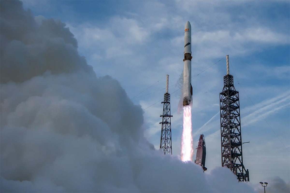 Blue Origin Investigates New Glenn Explosion as Mission Delays Loom