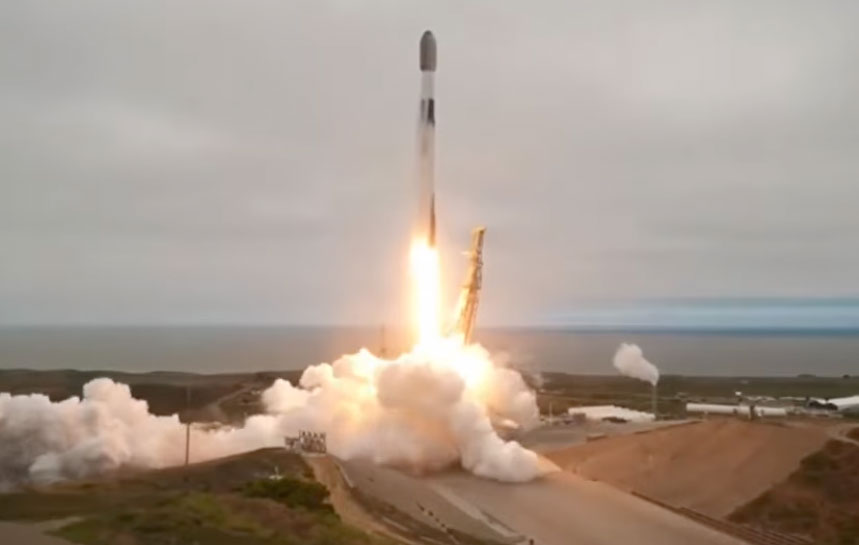 SpaceX Continues Starlink Expansion with California Launch
