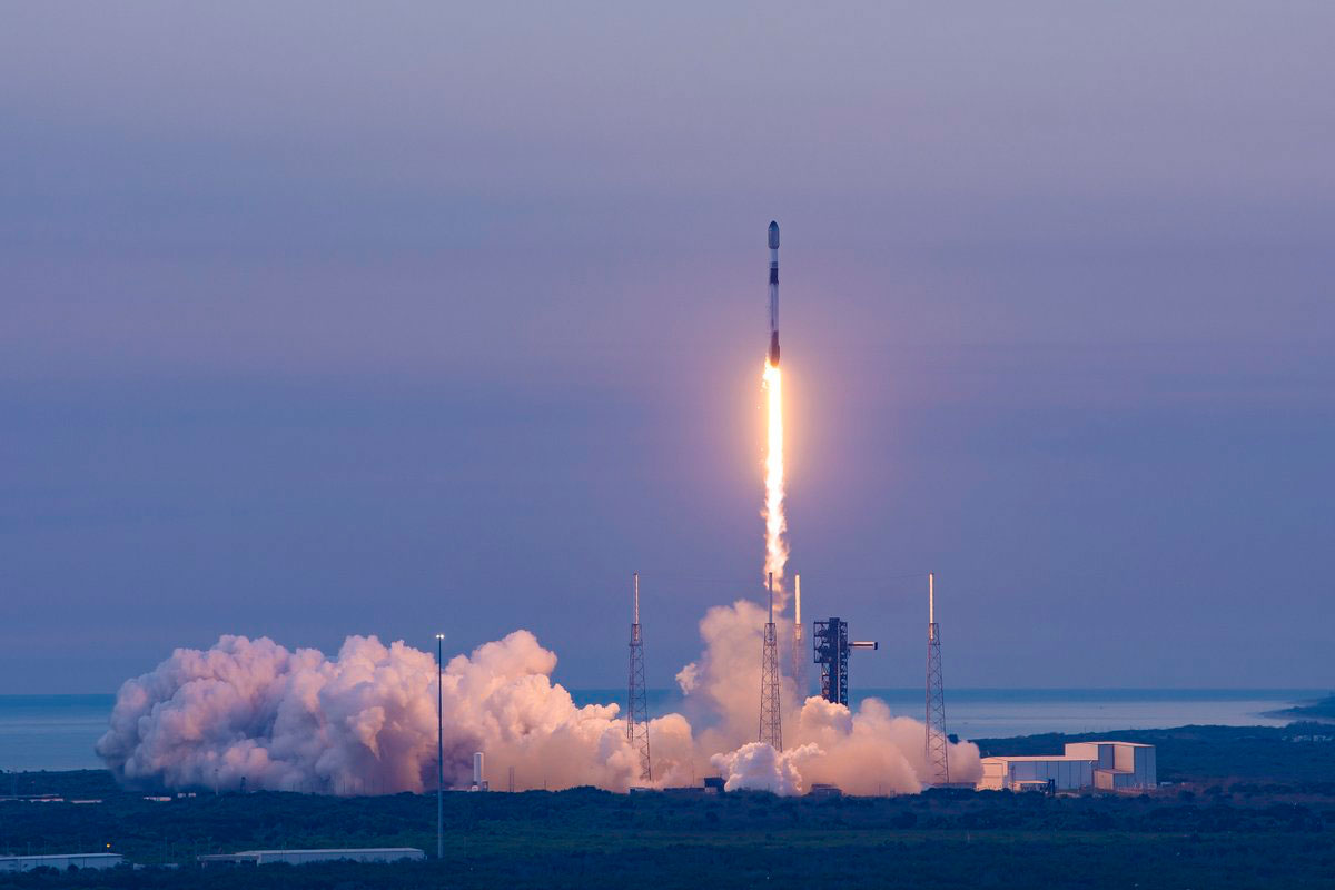 SpaceX Tests Next-Generation Orbital Cargo Return Capability