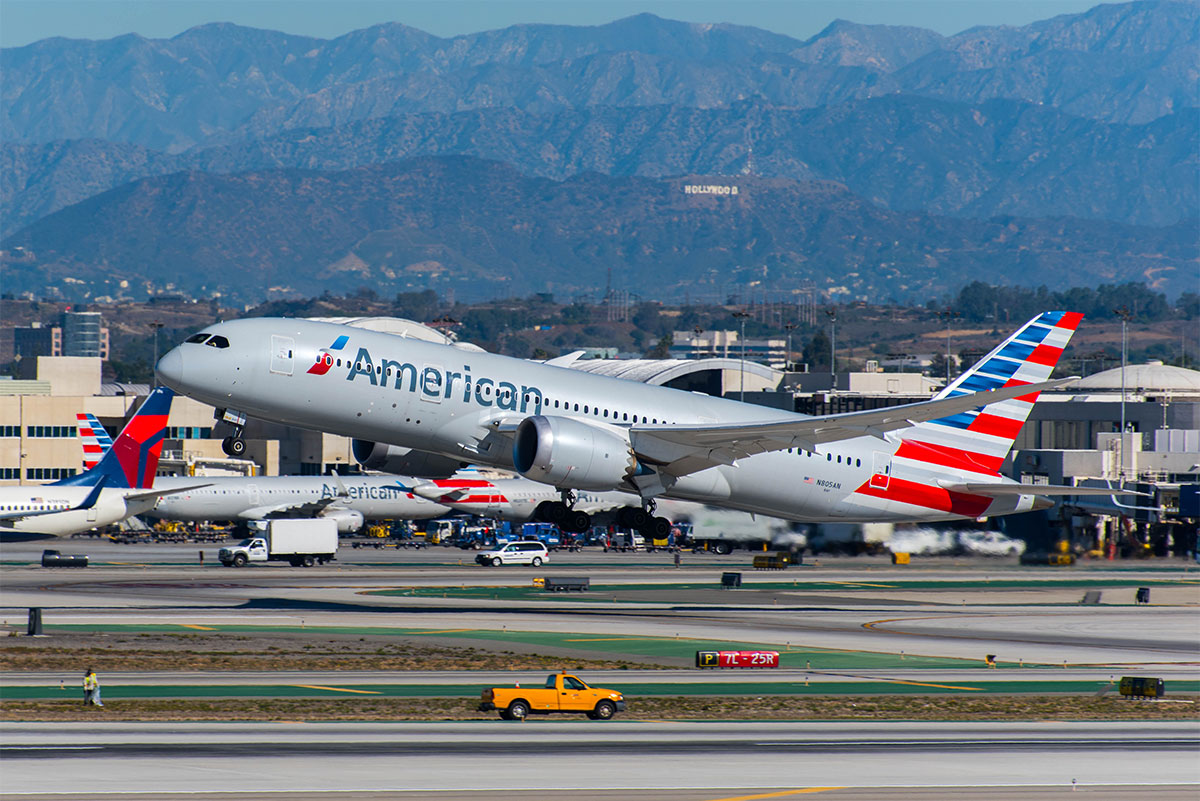 American Airlines Expands Starlink Wi-Fi Plans Across Airbus and Boeing Fleets