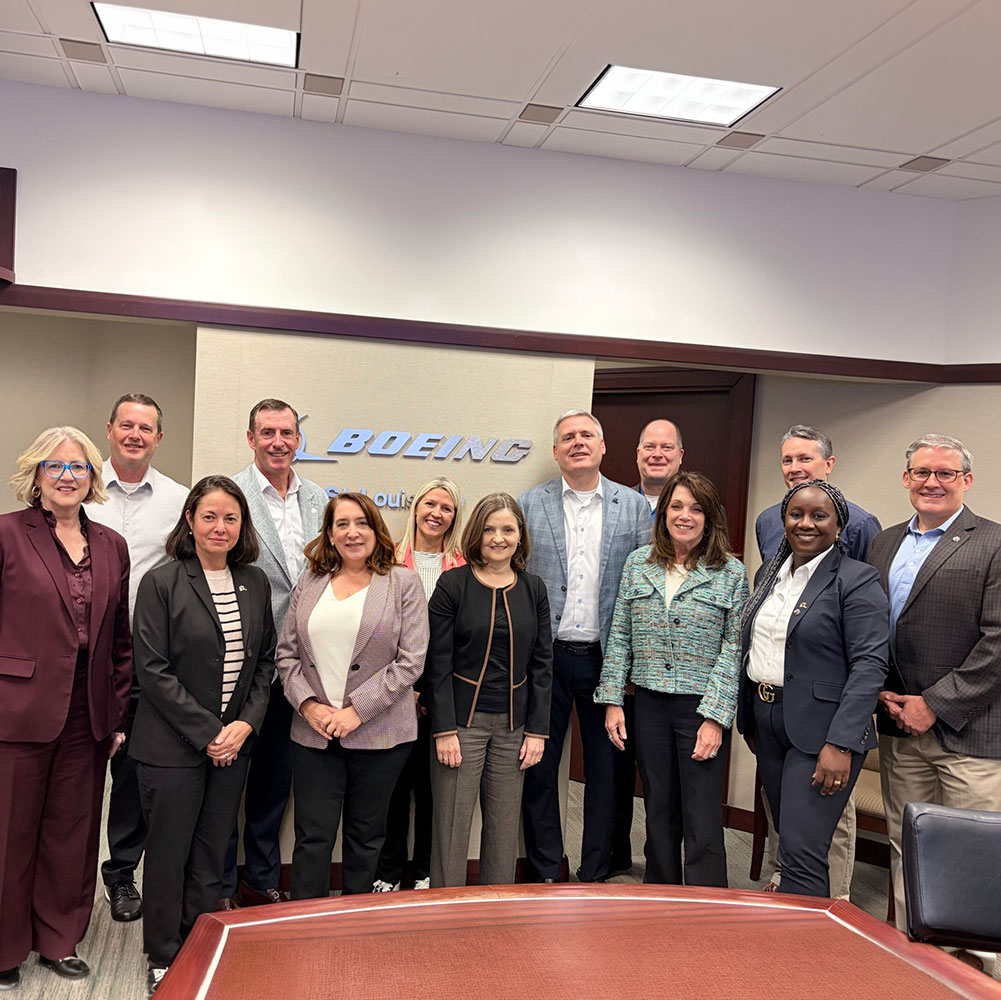 AIAA Visits St. Louis to Strengthen Relationships