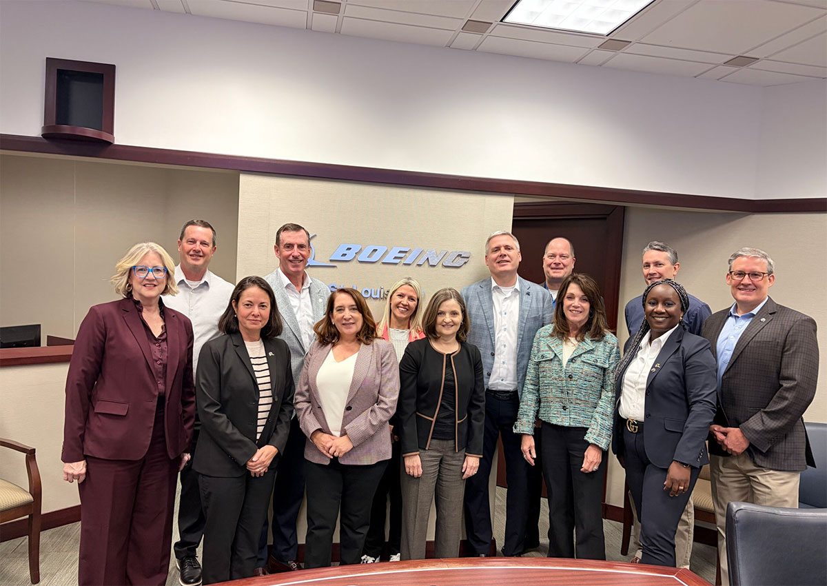 AIAA Visits St. Louis to Strengthen Relationships
