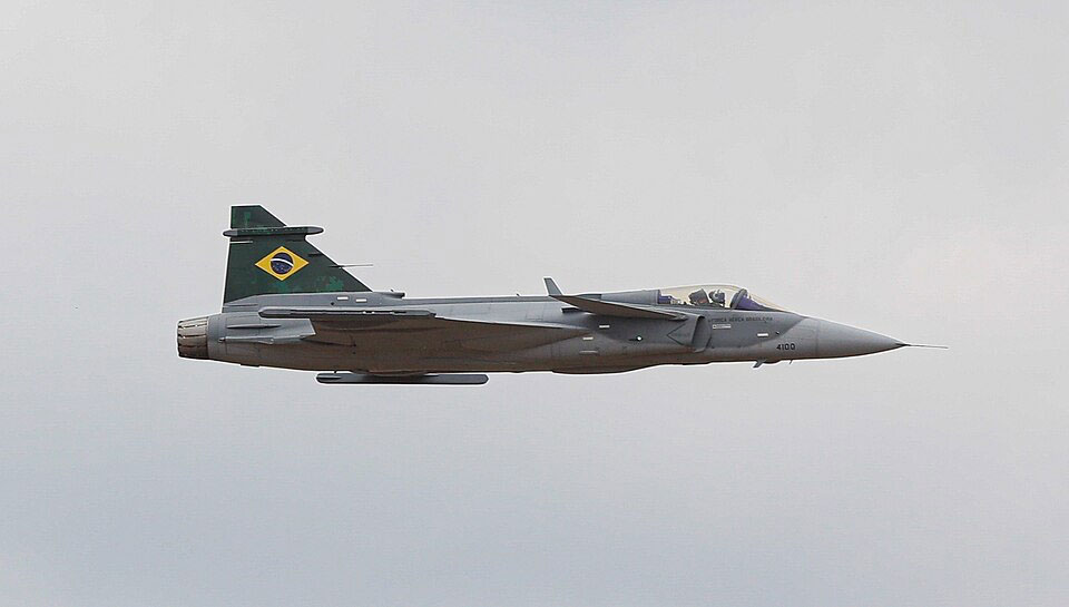 Brazil’s First Locally Assembled Gripen E Fighter Completes Maiden Flight